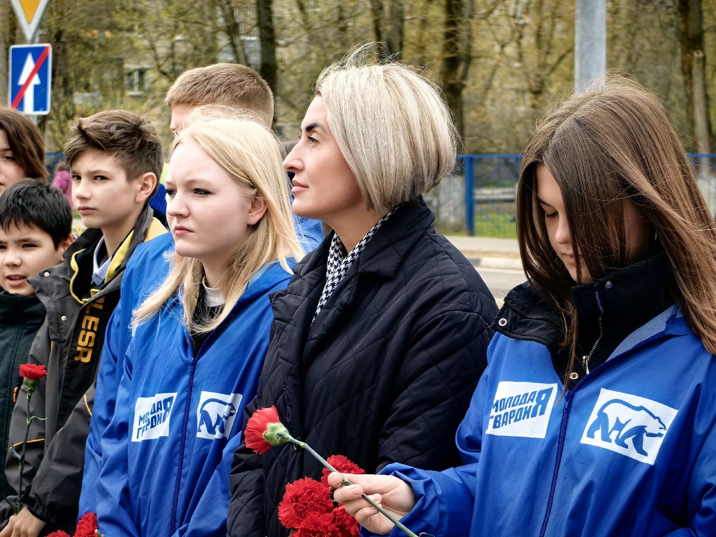 битва за москву, подвиг, возложение цветов, юнармия, монумент,