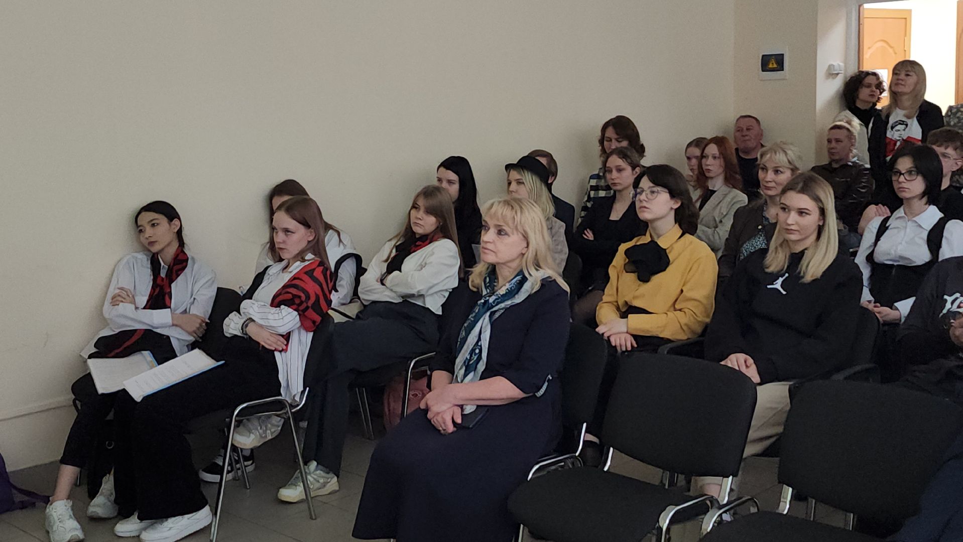 серпухов, серпуховский колледж, улица осенняя 54, маяковский, поэтический форум,