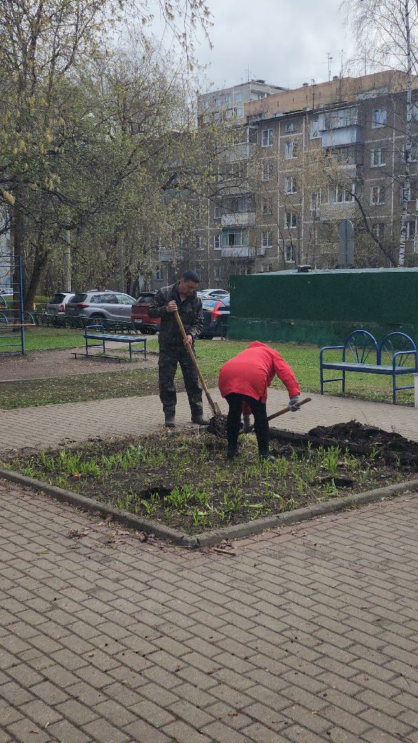 субботник, общеобластной субботник, борис аубакиров, улица Семашко, инвентарь, уборка, наукоград,