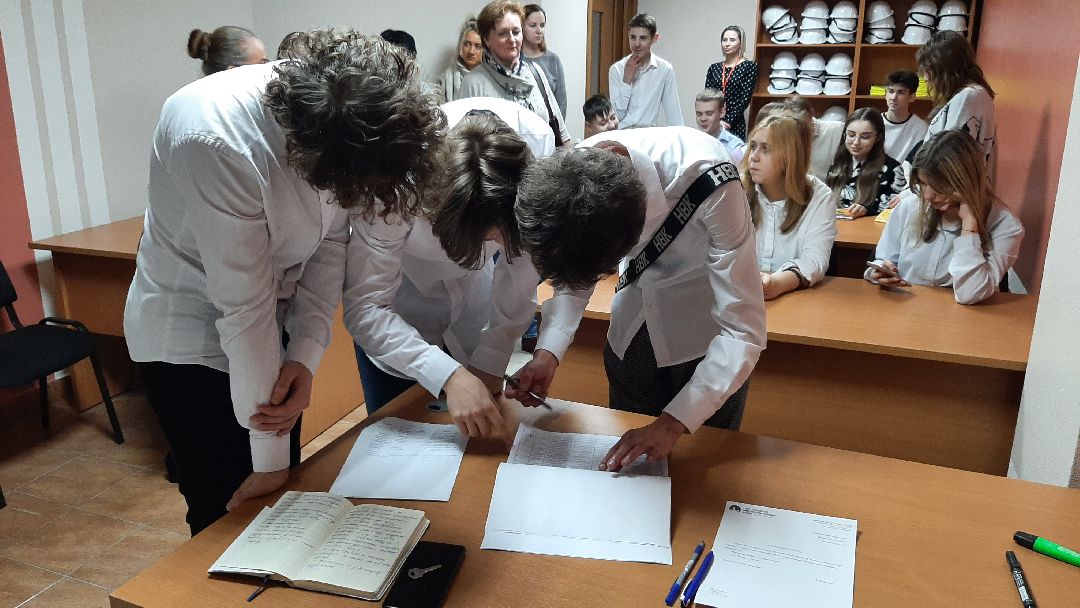 завод, лифты, студенты, импортозамещение,