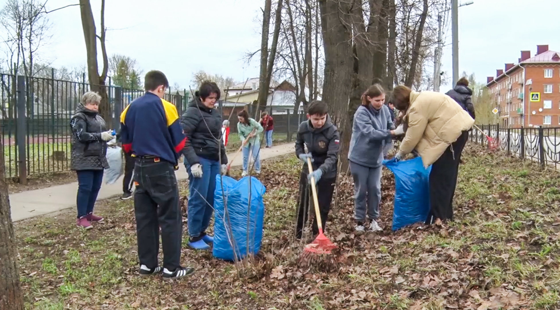 Клин, общество, субботники, благоустройство,