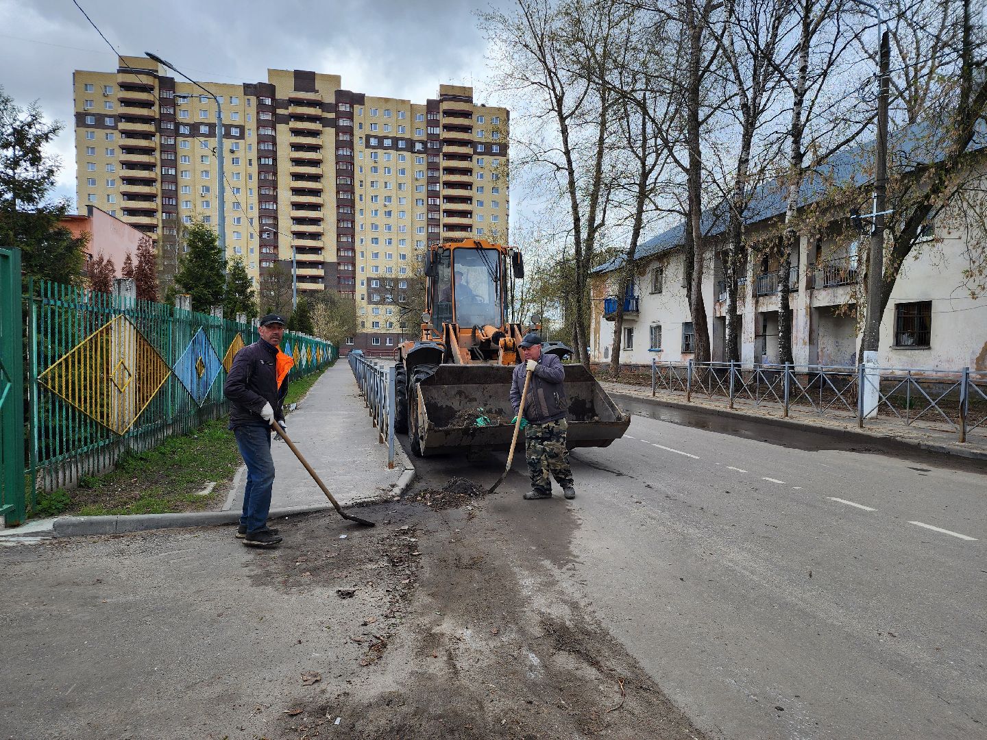 коммунальные службы, уборка общественных территорий, месячник благосутройства, старая купавна, Богородский городской округ,