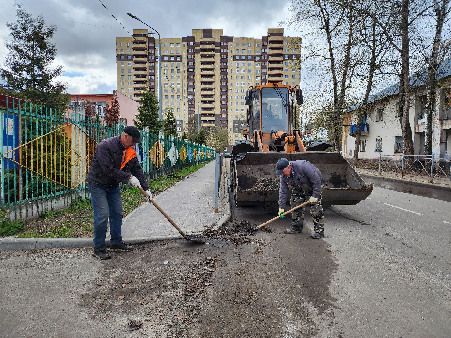 коммунальные службы, уборка общественных территорий, месячник благосутройства, старая купавна, Богородский городской округ,