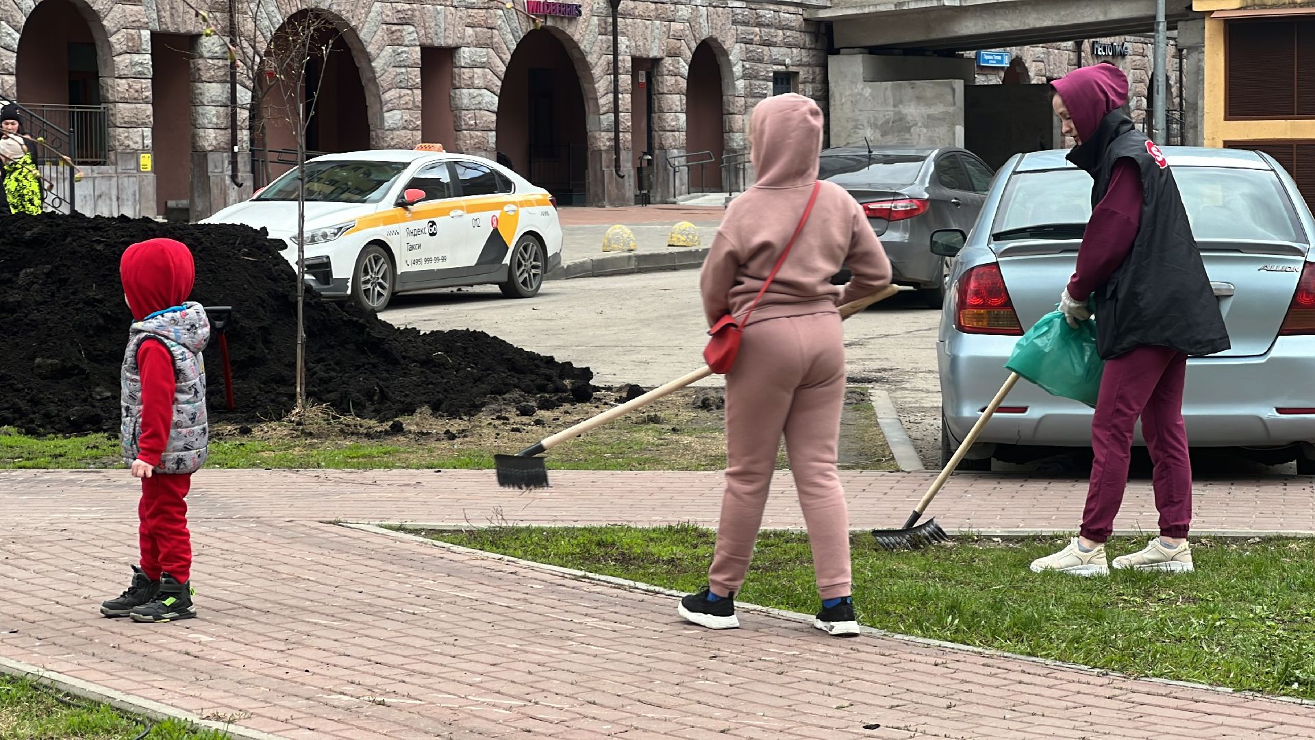 химки, благоустройство, суббота, уборка города,