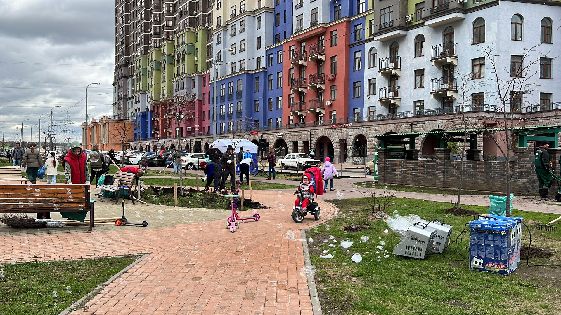 химки, благоустройство, суббота, уборка города,