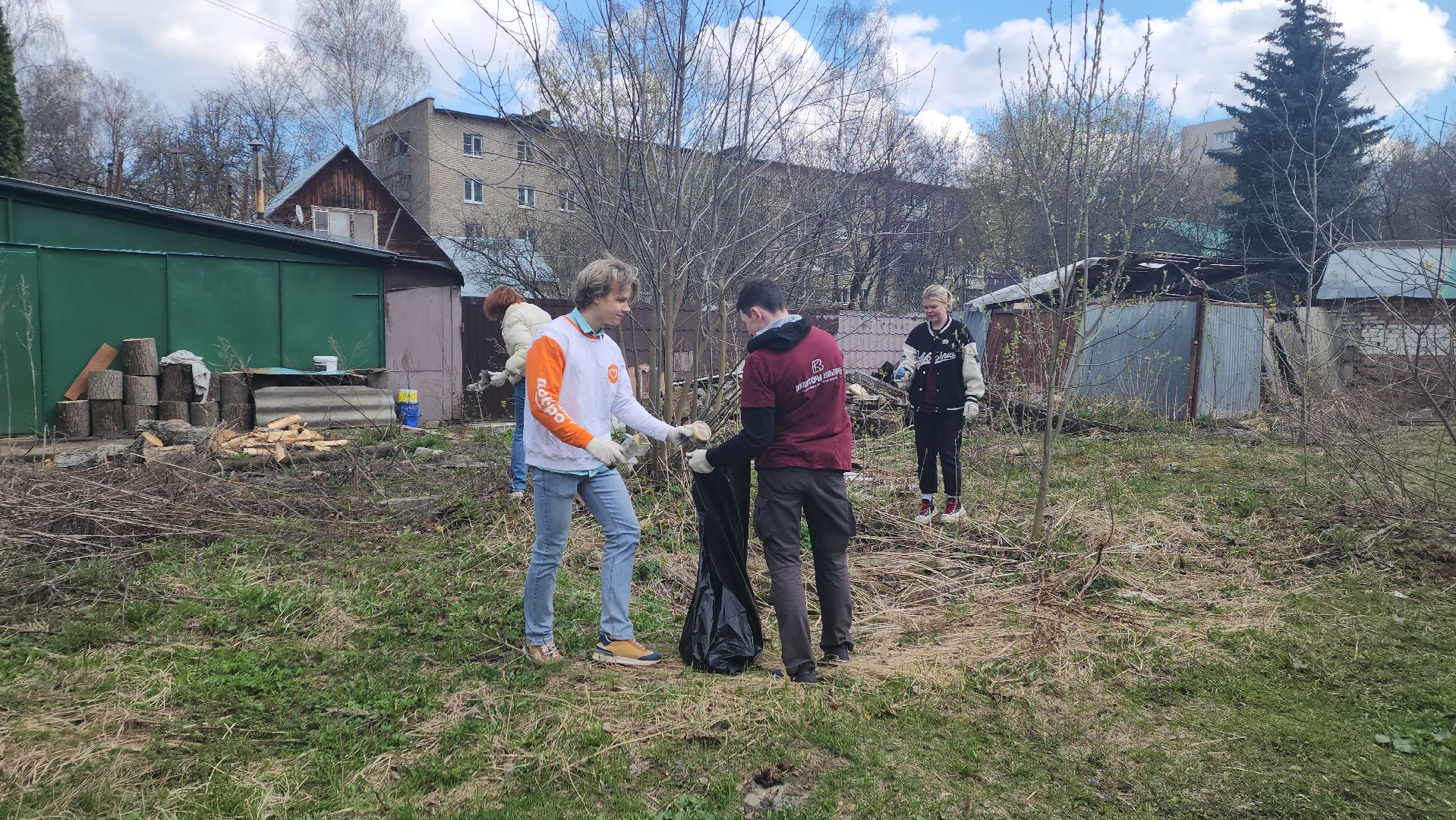 пушкино, субботник, музей, волонтеры культуры, уборка общественных территорий,