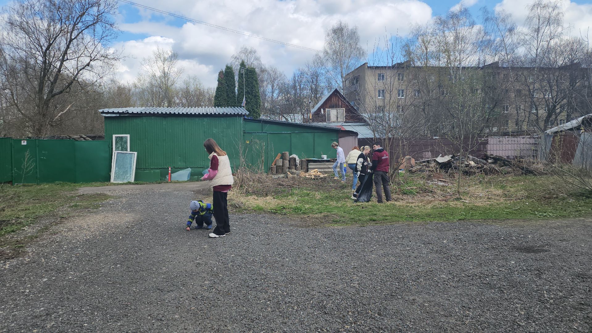 пушкино, субботник, музей, волонтеры культуры, уборка общественных территорий,