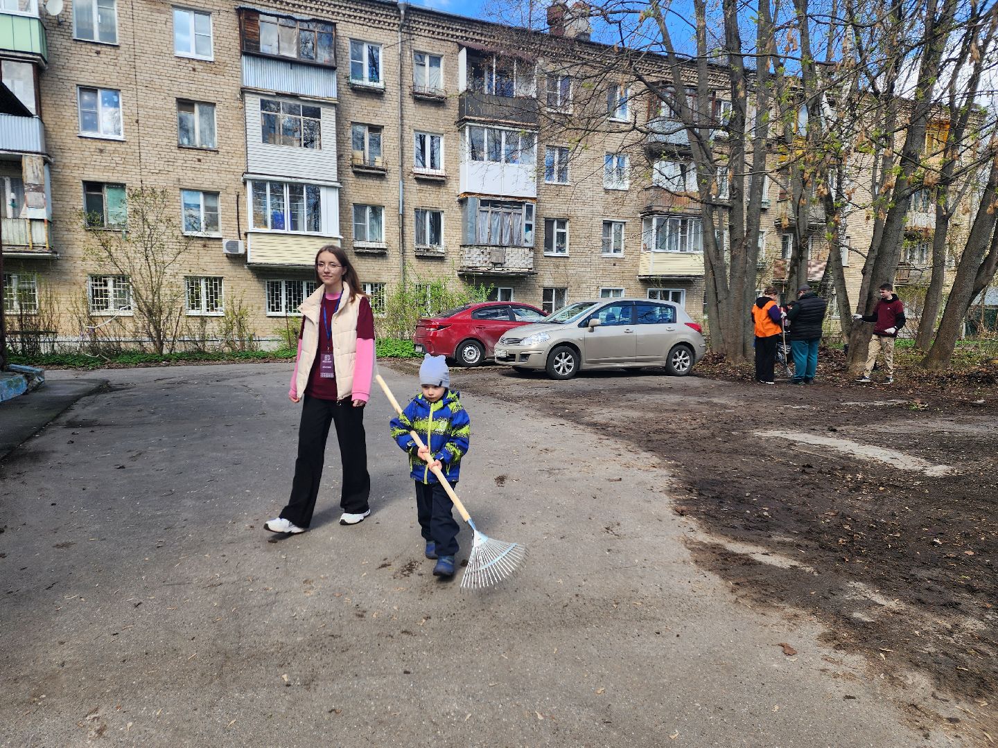 пушкино, субботник, музей, волонтеры культуры, уборка общественных территорий,