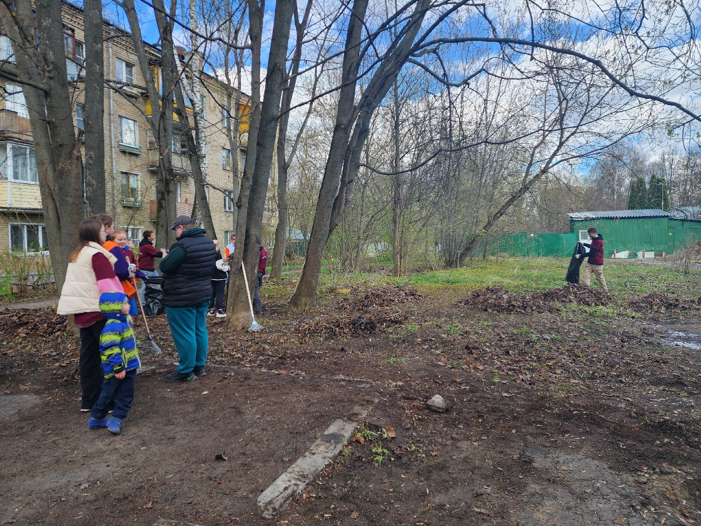 пушкино, субботник, музей, волонтеры культуры, уборка общественных территорий,