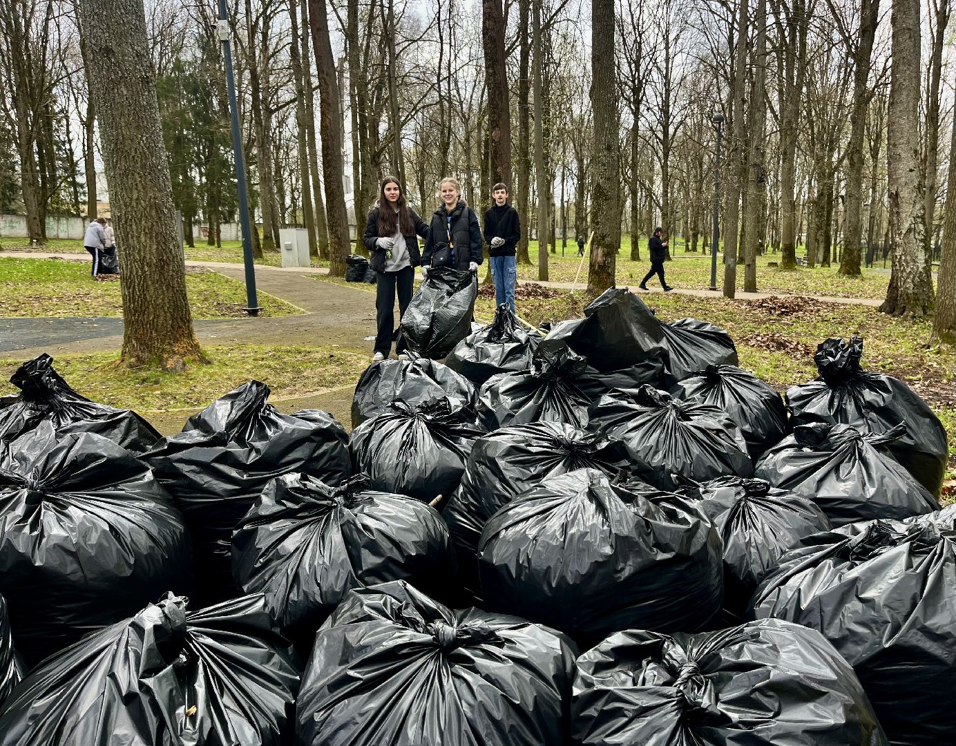 наро-фоминск, чистое подмосковье, субботник, кантемировский парк, движение первых,
