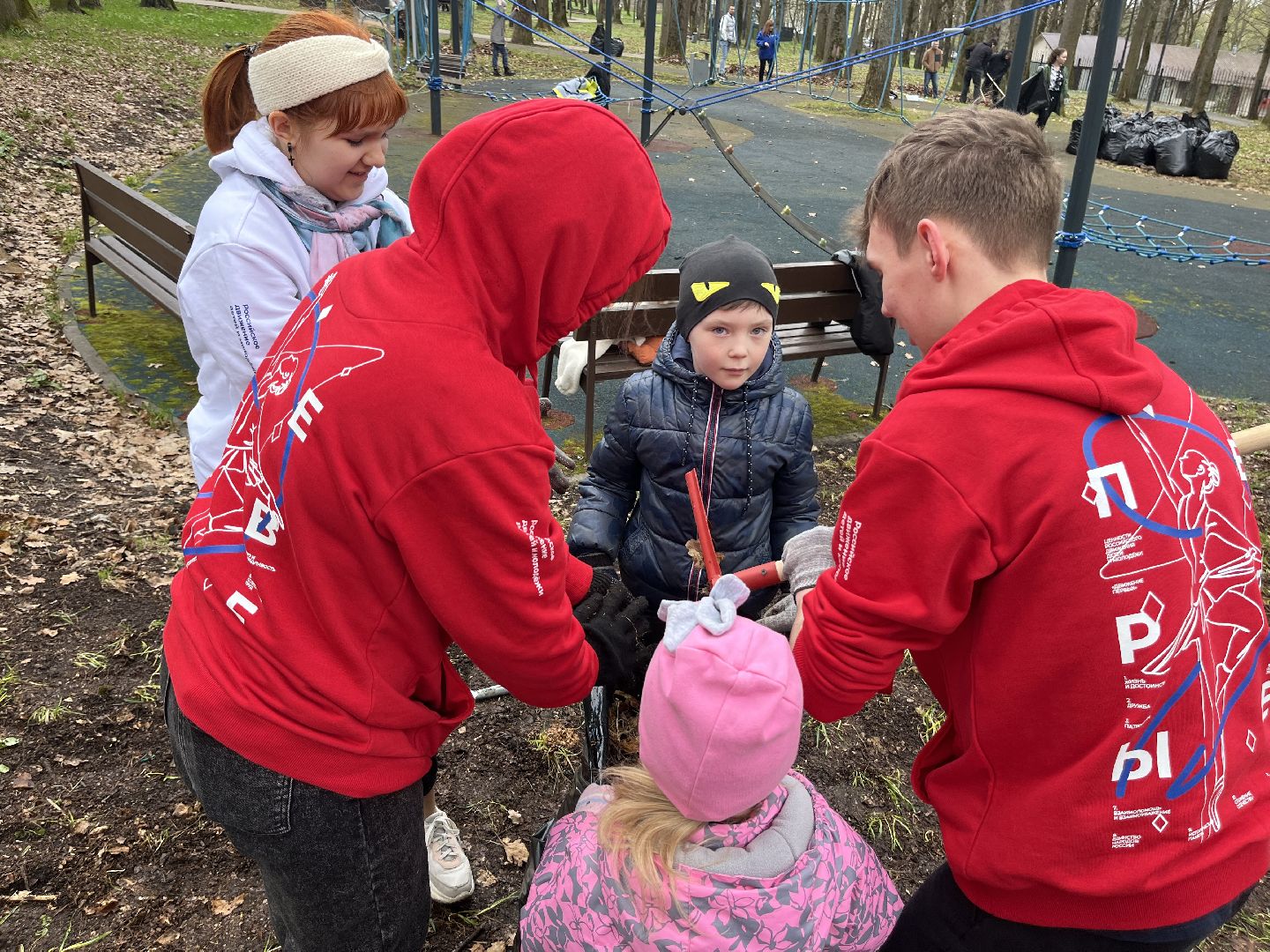 наро-фоминск, чистое подмосковье, субботник, кантемировский парк, движение первых,