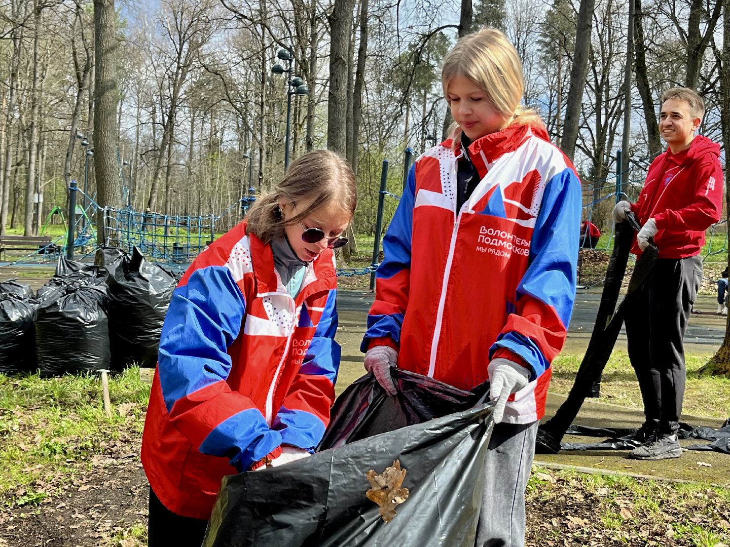 наро-фоминск, чистое подмосковье, субботник, кантемировский парк, движение первых,