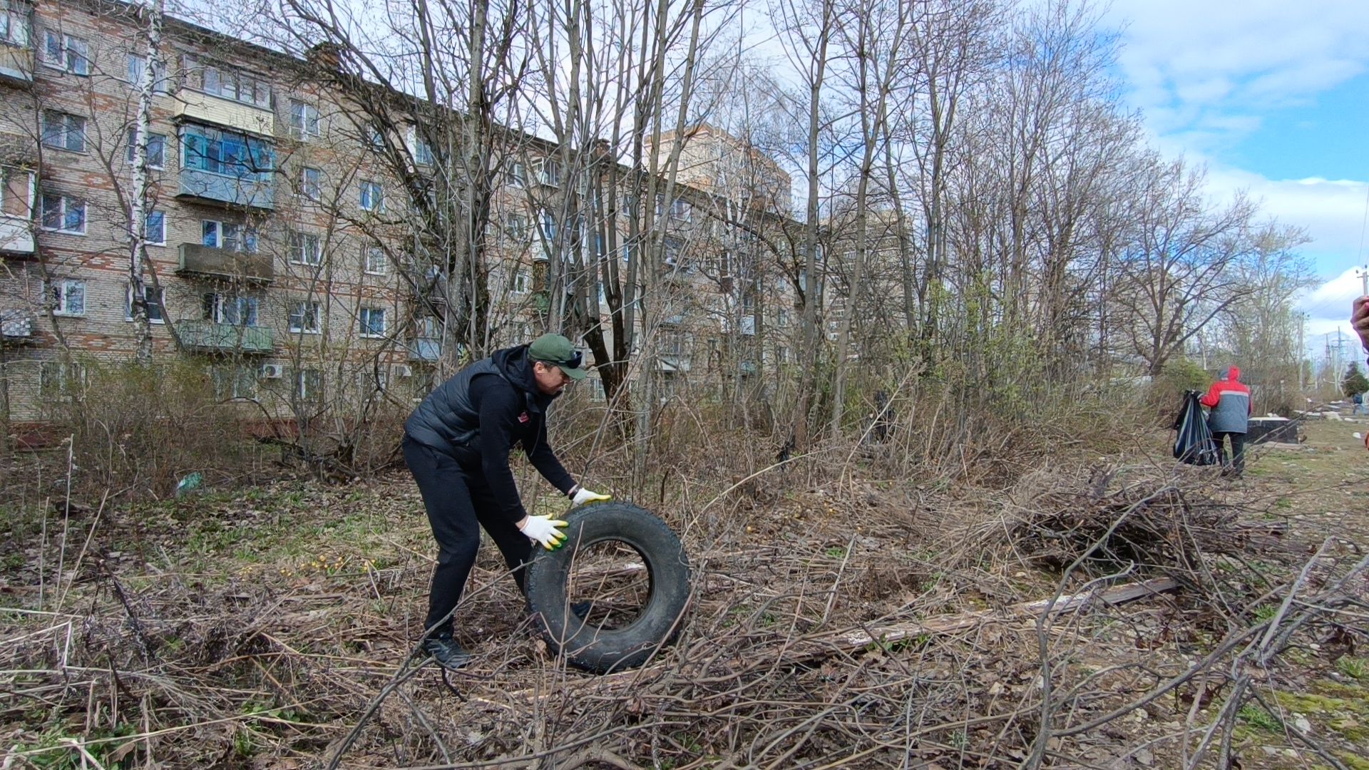 субботник, лобня, уборка,