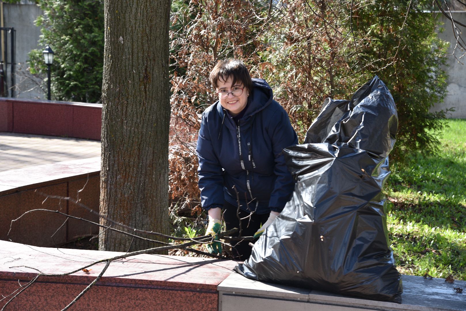 лотошино, субботник, региональный субботник, уборка улиц, благоустройство,
