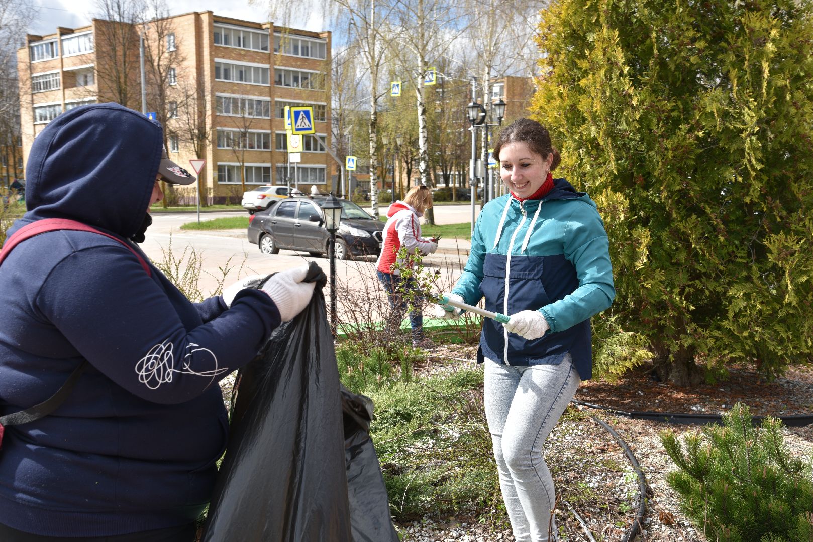 лотошино, субботник, региональный субботник, уборка улиц, благоустройство,