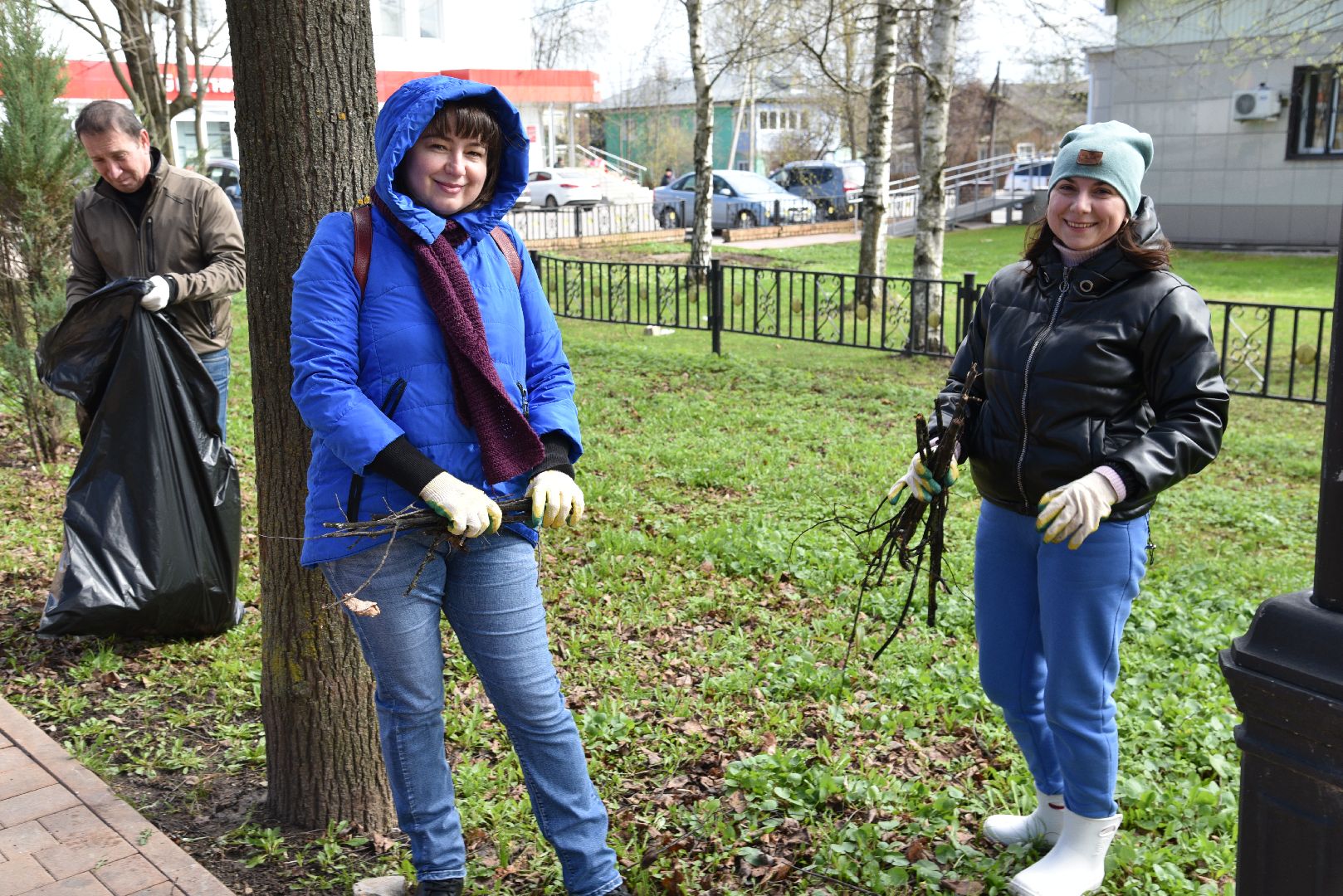 лотошино, субботник, региональный субботник, уборка улиц, благоустройство,