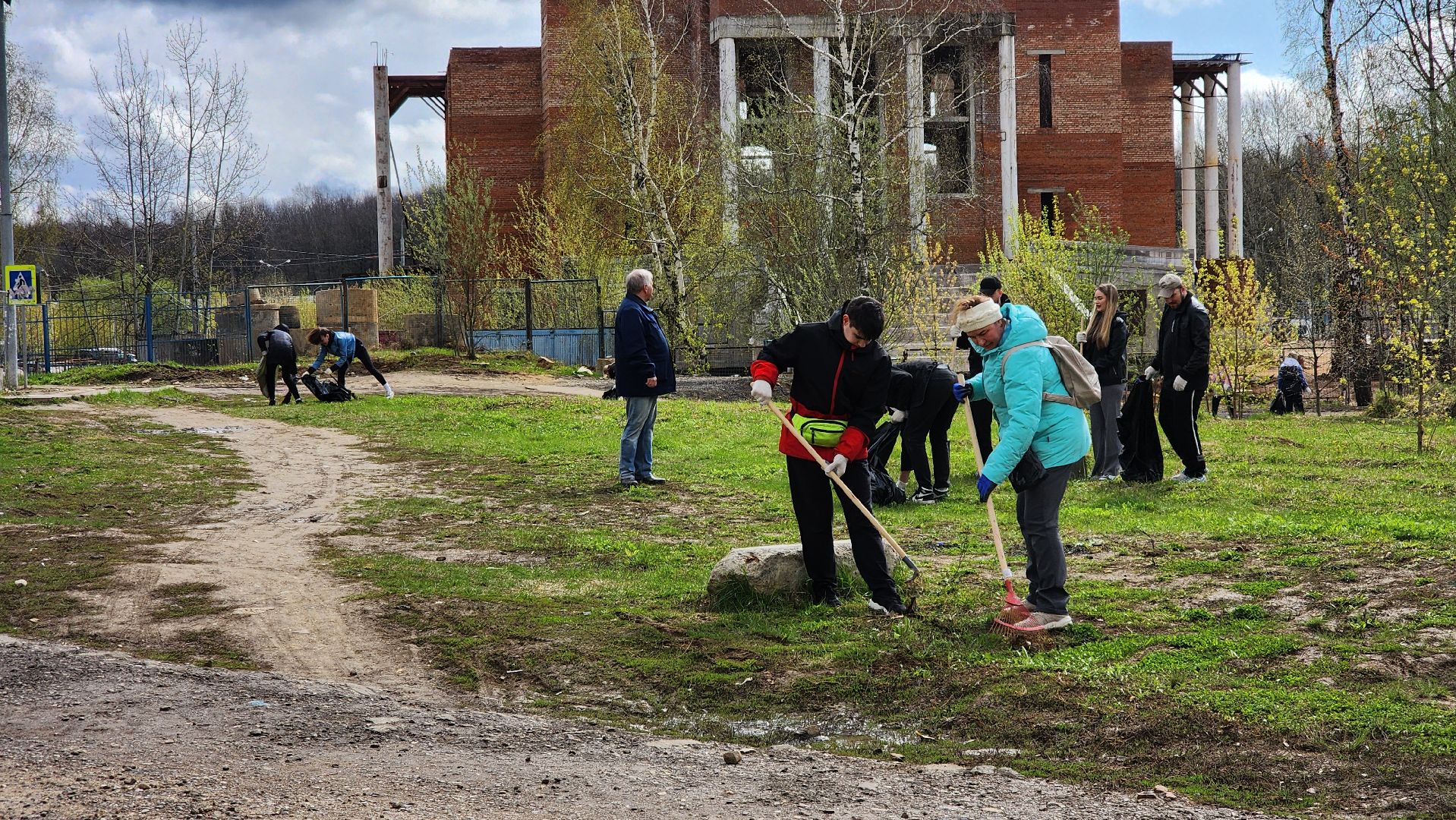 Субботник, Благоустройство, уборка территорий, уборка города,