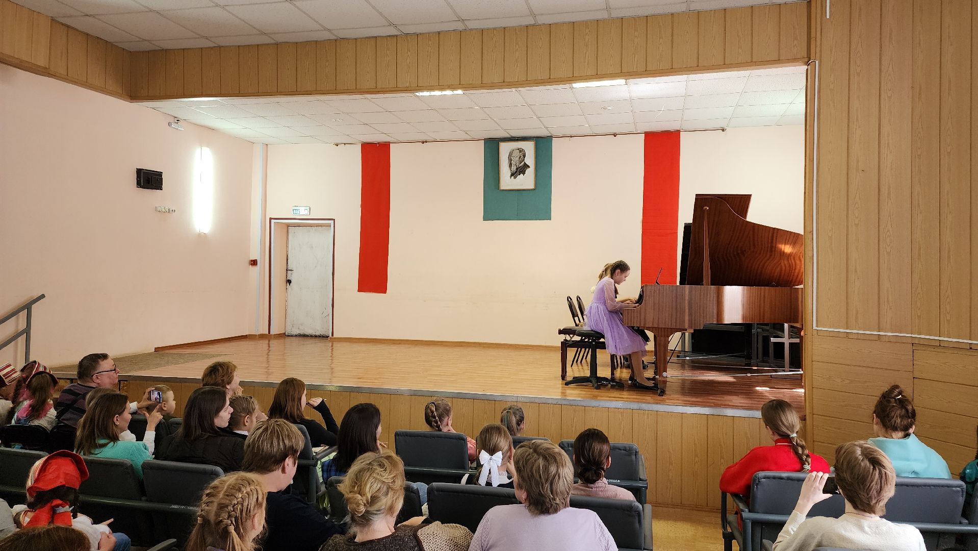 кашира, дши, отчетный концерт, сибемольки, хор, капельки, рябиновая гроздь, баян, домра,