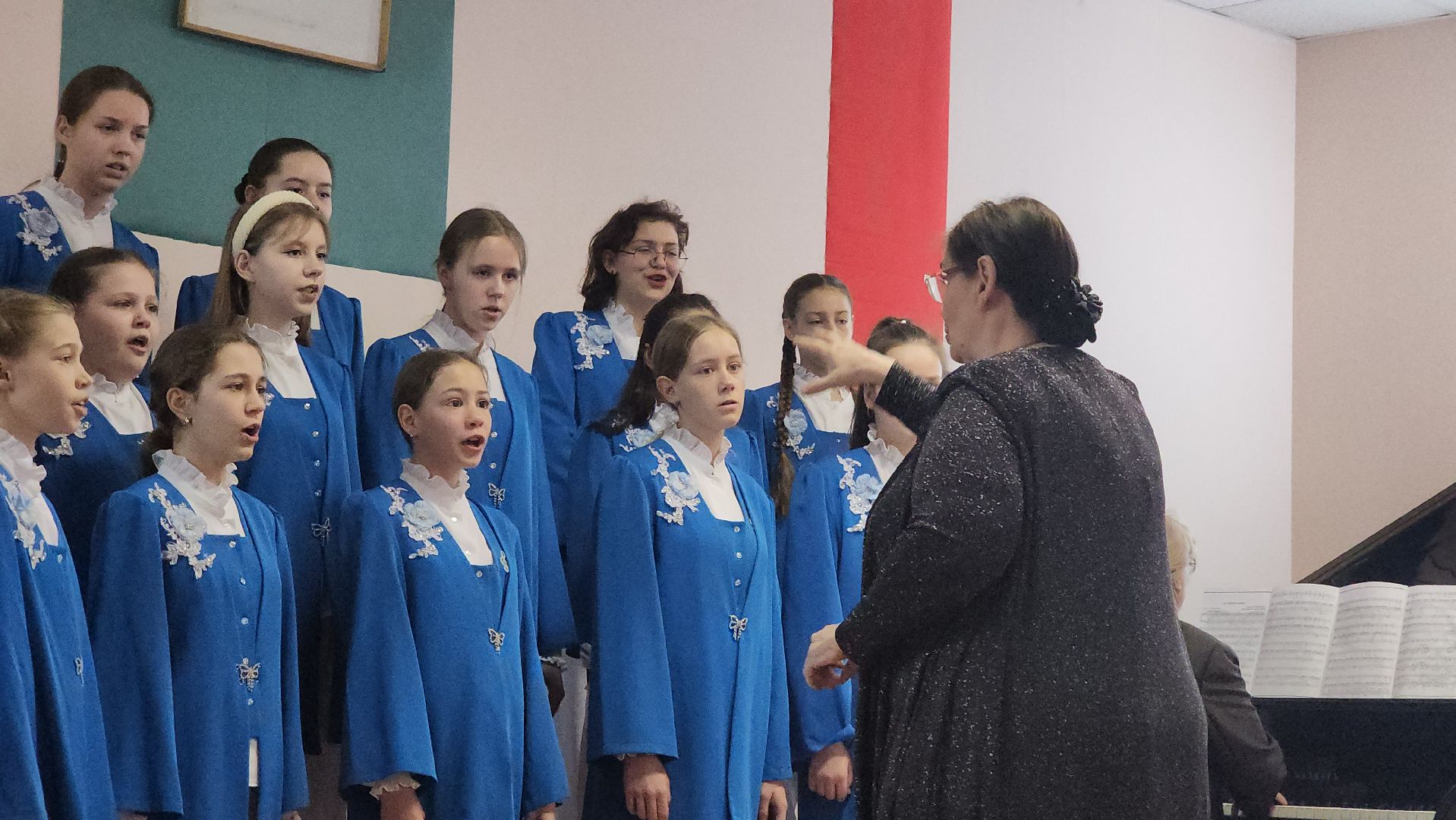 кашира, дши, отчетный концерт, сибемольки, хор, капельки, рябиновая гроздь, баян, домра,