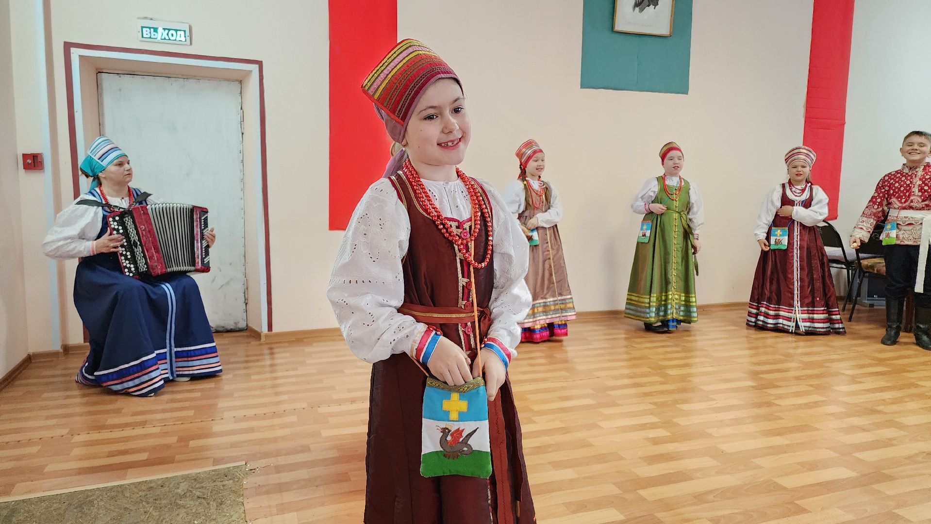 кашира, дши, отчетный концерт, сибемольки, хор, капельки, рябиновая гроздь, баян, домра,