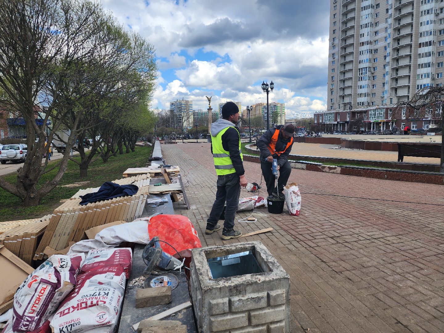 пушкино, ремонт, мемориал, плитка, восстановительные работы,