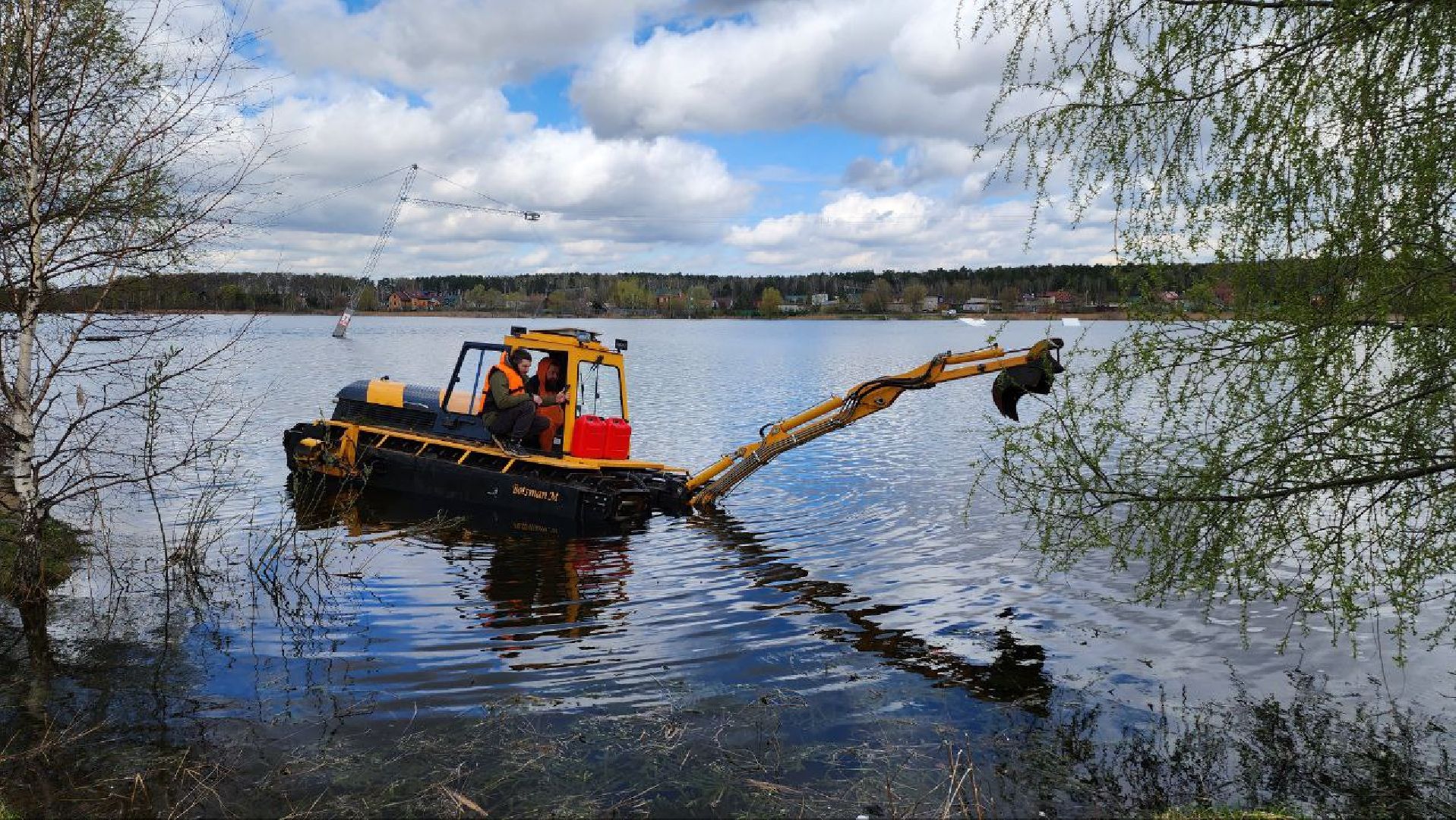 люберцы, кореневский карьер, плавающий экскаватор,