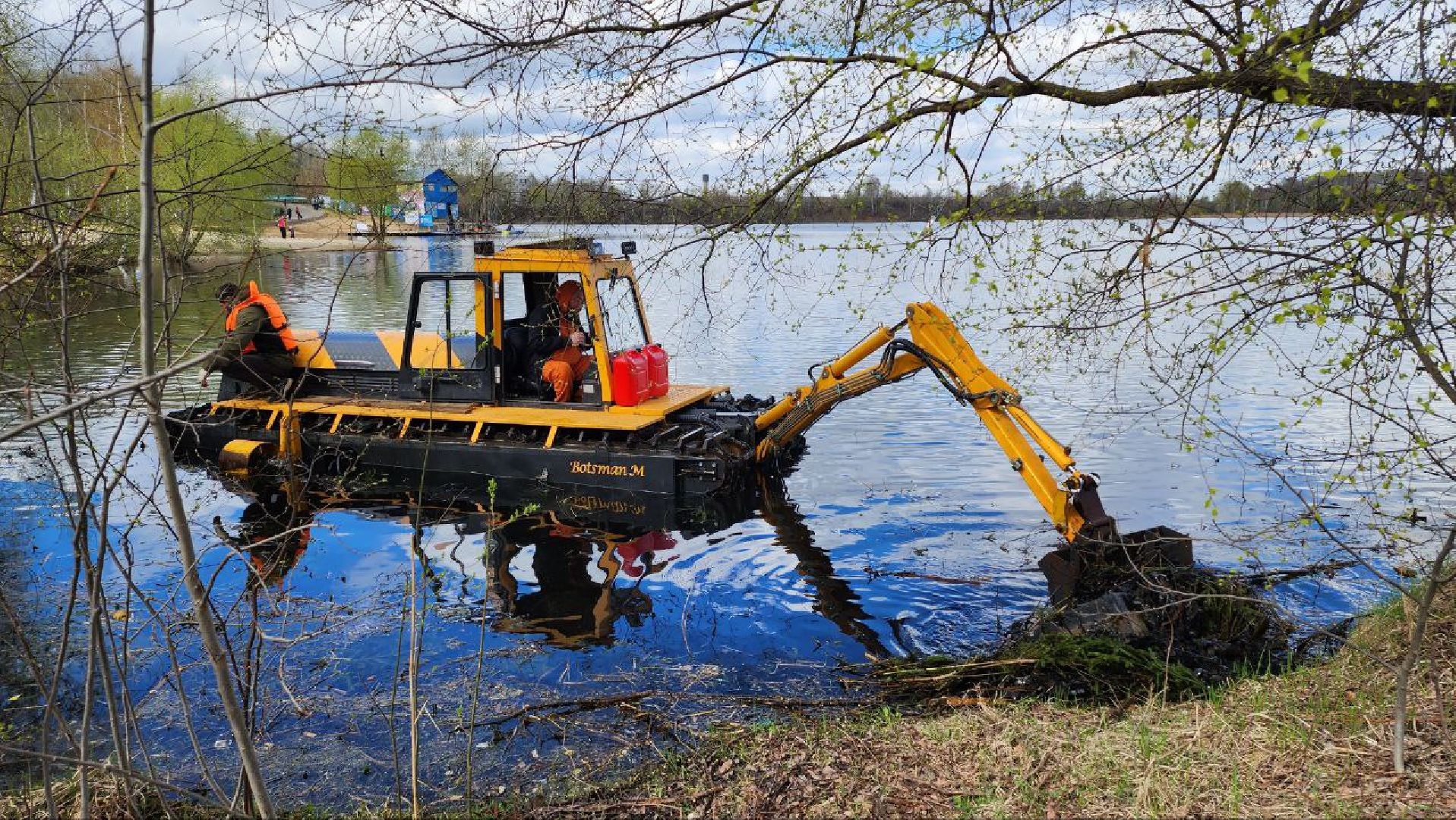 люберцы, кореневский карьер, плавающий экскаватор,