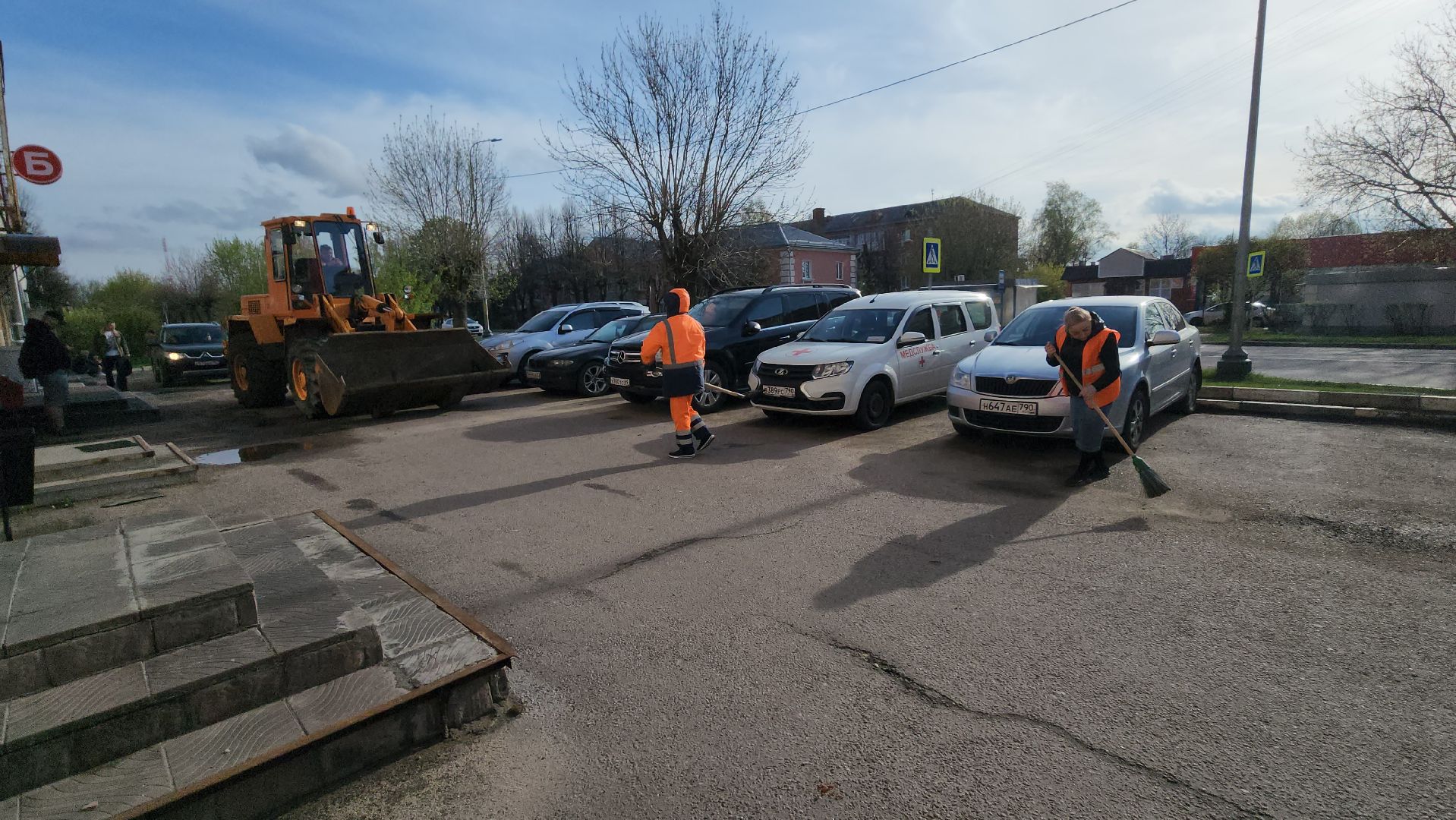 серпухов, московское шоссе, комбинат благоустройства, дорожный смет, месячник благосутройства,
