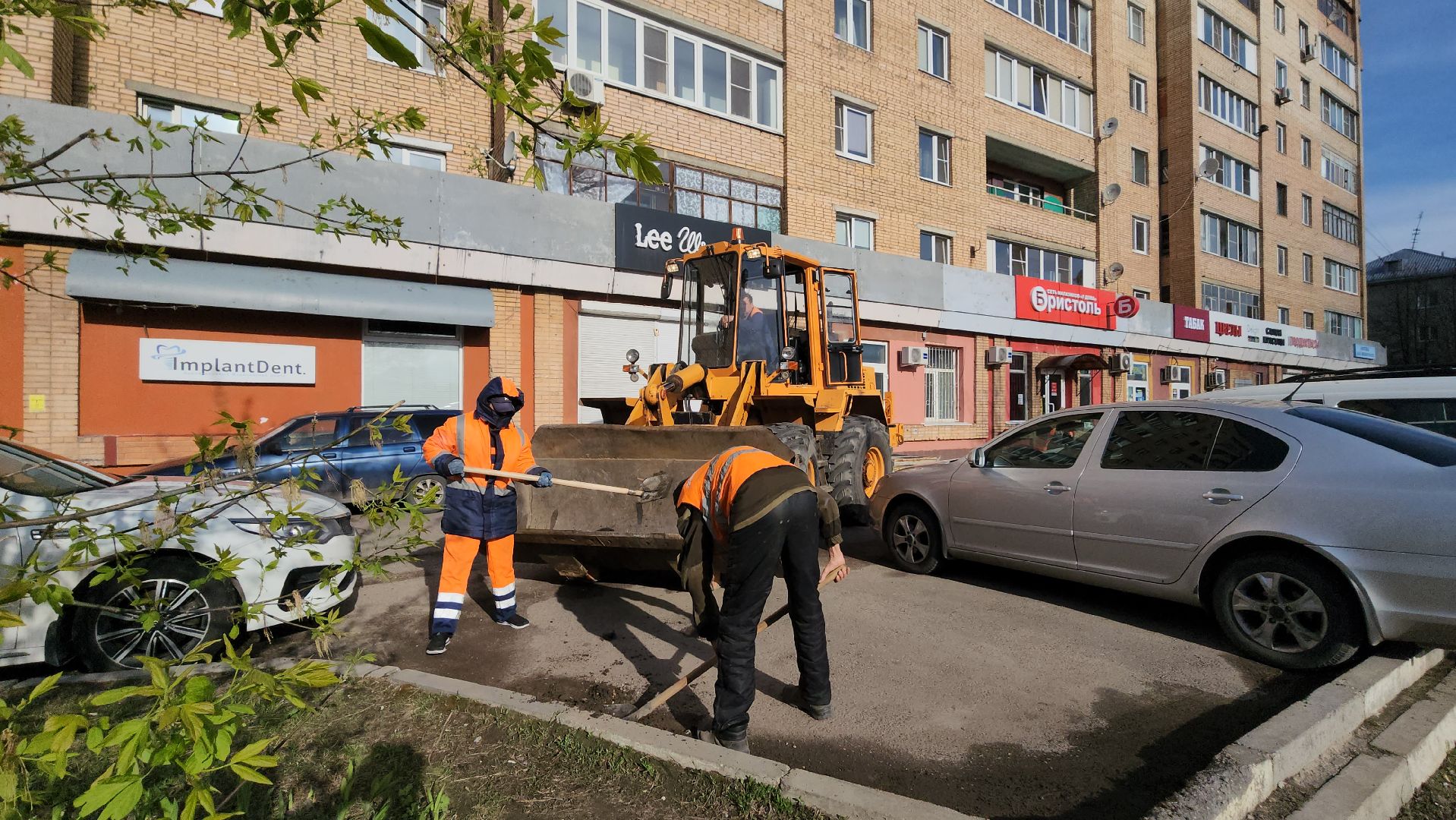 серпухов, московское шоссе, комбинат благоустройства, дорожный смет, месячник благосутройства,