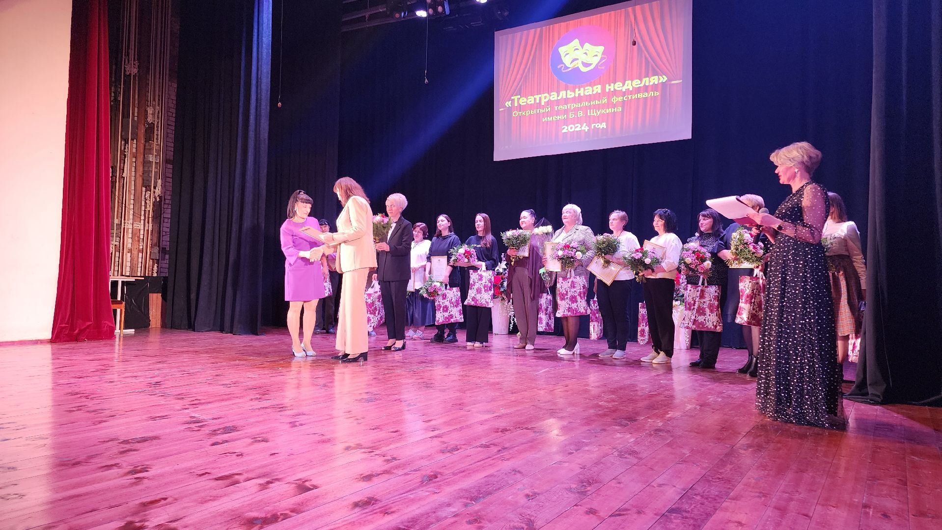кашира, театральный фестиваль, подведение итогов, борис щукин, спектакль, кукольный спекаткль, конкурс чтецов, гран-при,