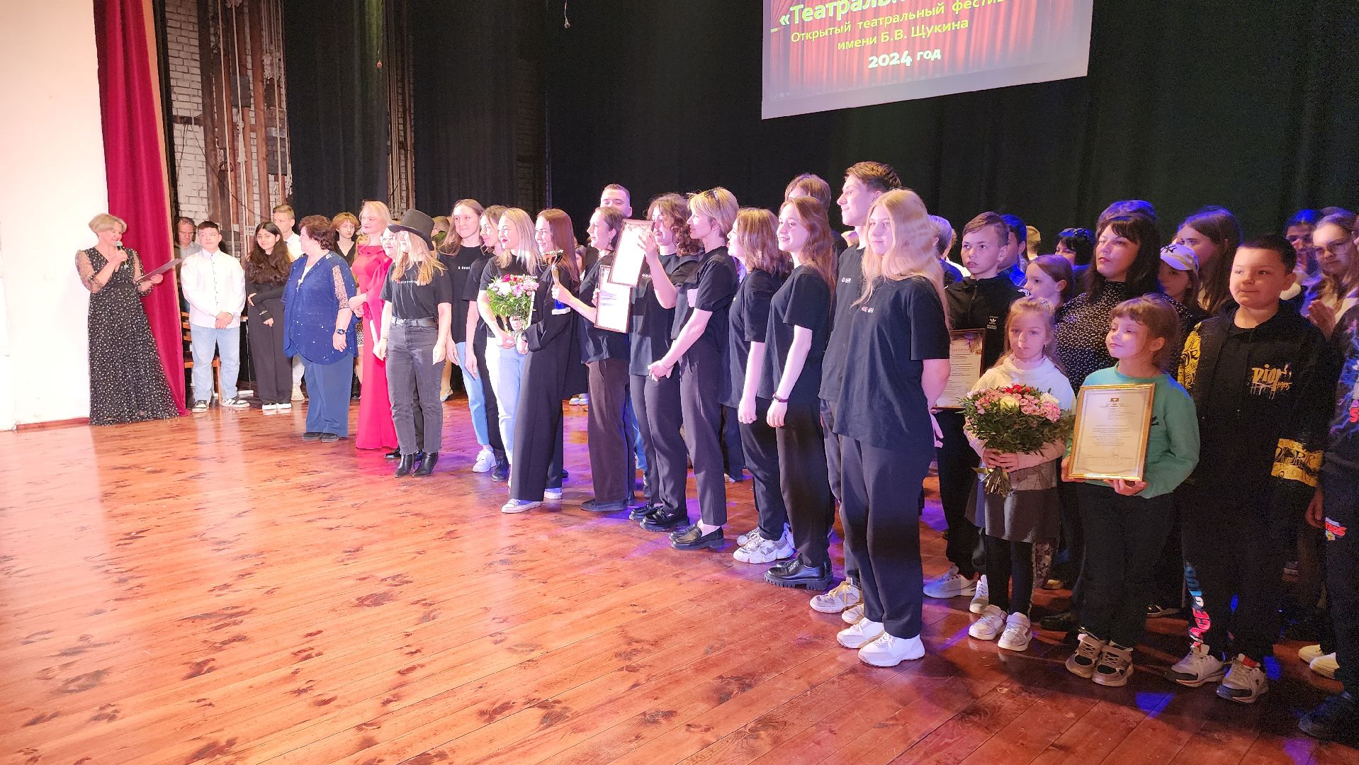 кашира, театральный фестиваль, подведение итогов, борис щукин, спектакль, кукольный спекаткль, конкурс чтецов, гран-при,