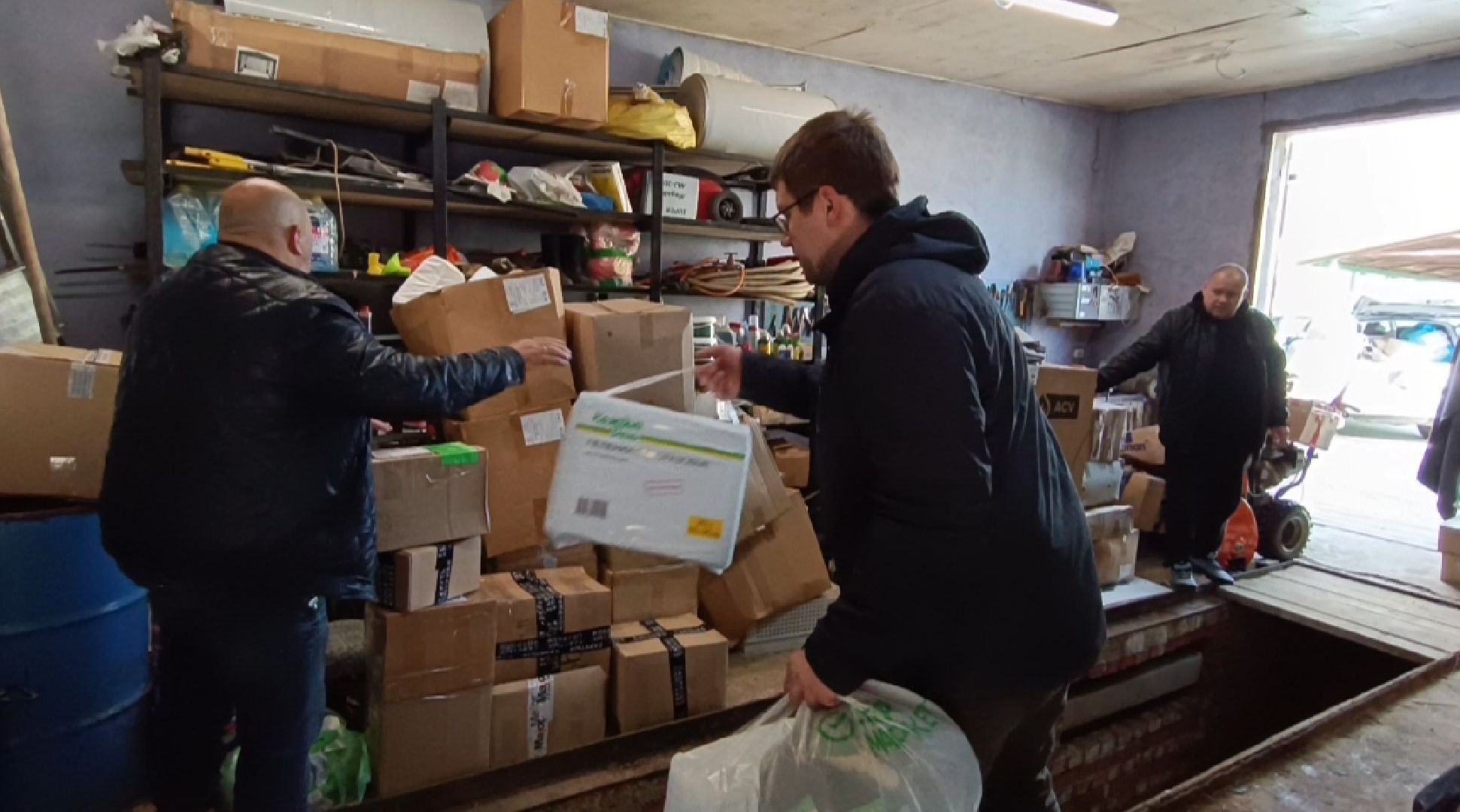 гуманитарная помощь, сво, лобня, машина,