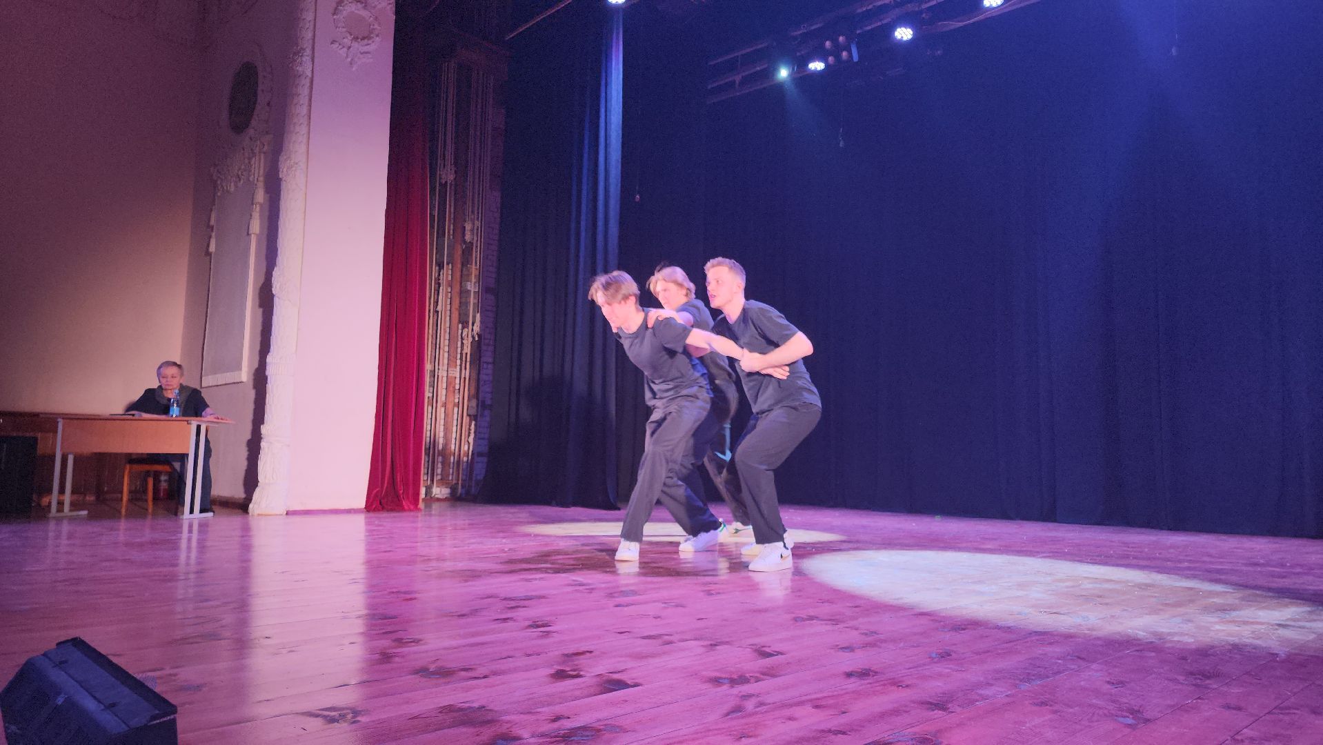 кашира, дк им ленина, борис щукин, театральный институт им щукина, актеры, студенты, класс концерт, этюд, ритмика,