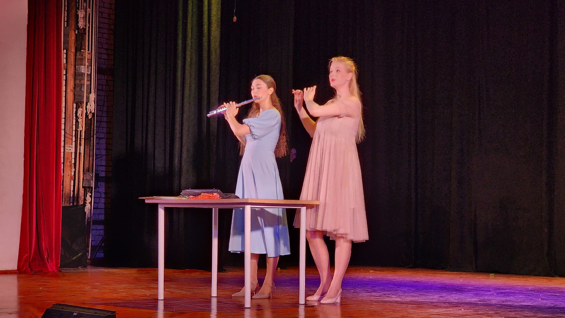 кашира, дк им ленина, борис щукин, театральный институт им щукина, актеры, студенты, класс концерт, этюд, ритмика,