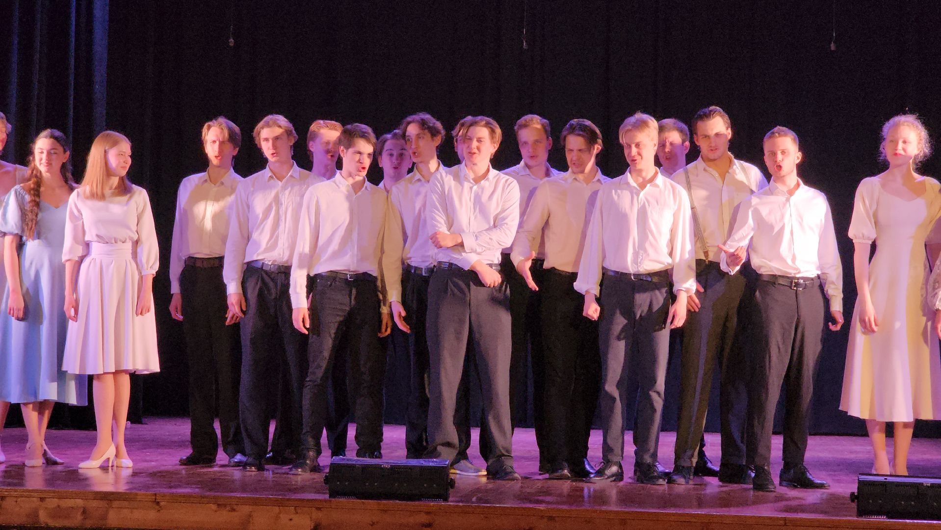 кашира, дк им ленина, борис щукин, театральный институт им щукина, актеры, студенты, класс концерт, этюд, ритмика,