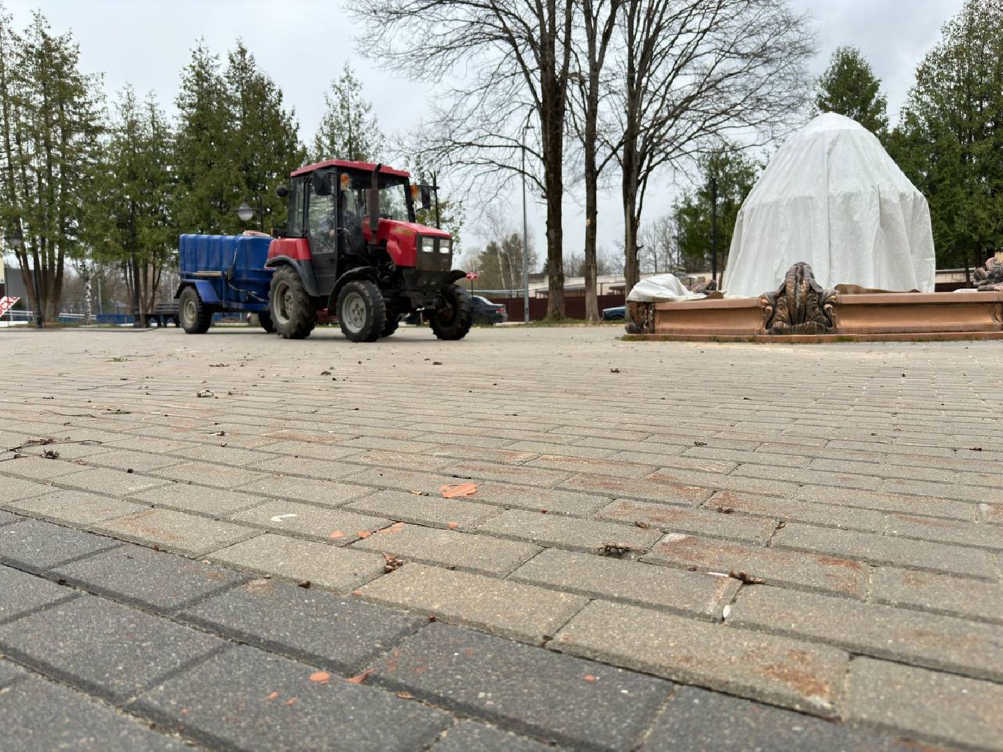 месячник благоустройства, сквер, чистота, уборка,