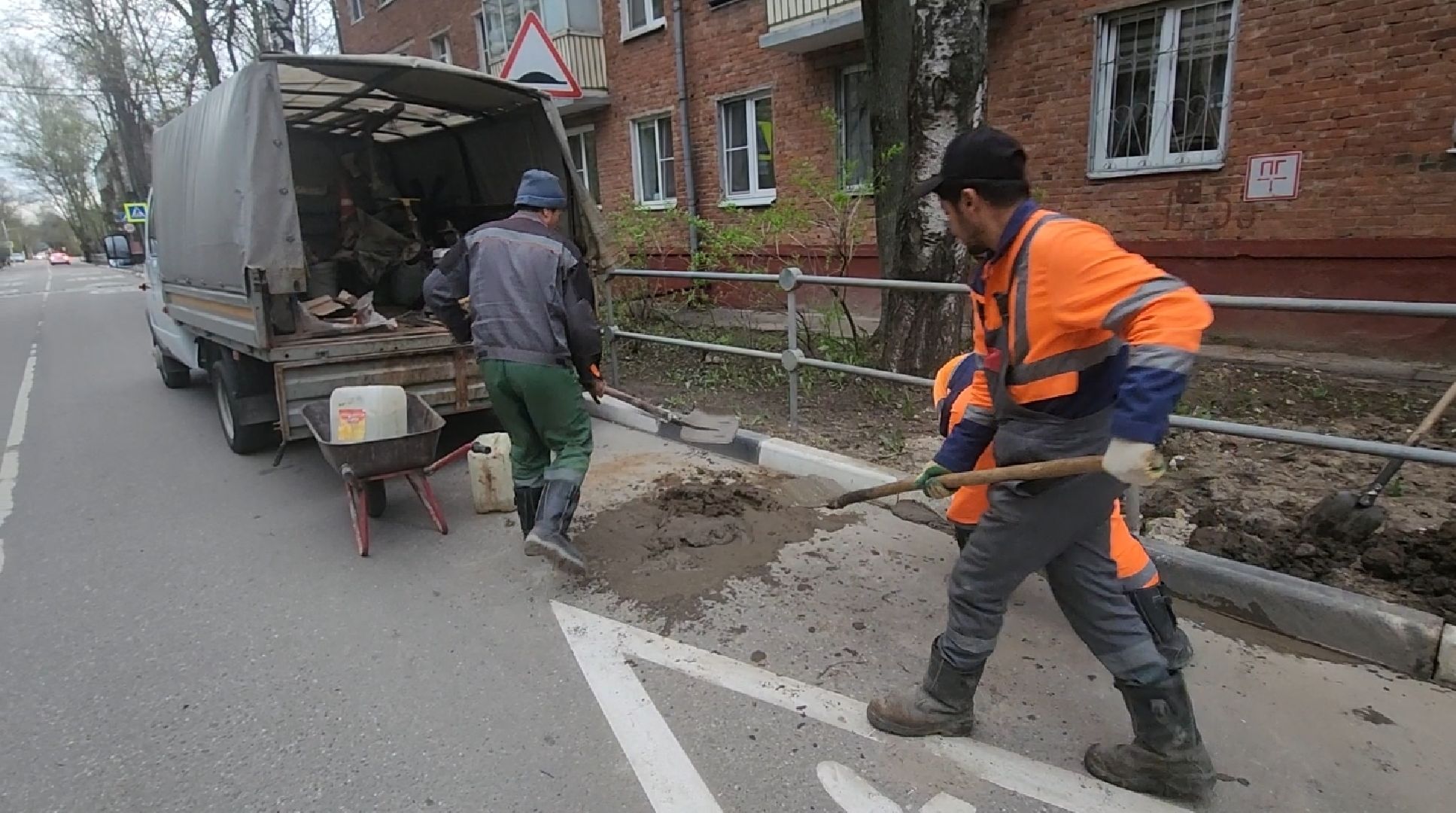 долгопрудный, ремонт дорог, ямочный ремонт,