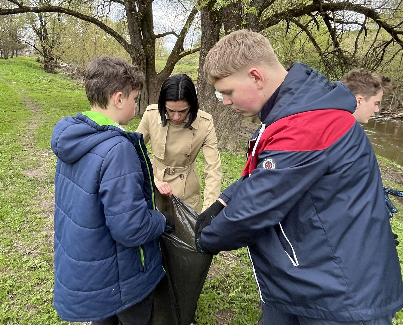 наро-фоминск, яблоневый сад, Клевое место, Субботник, Субботник юннатов, Посадка деревьев,