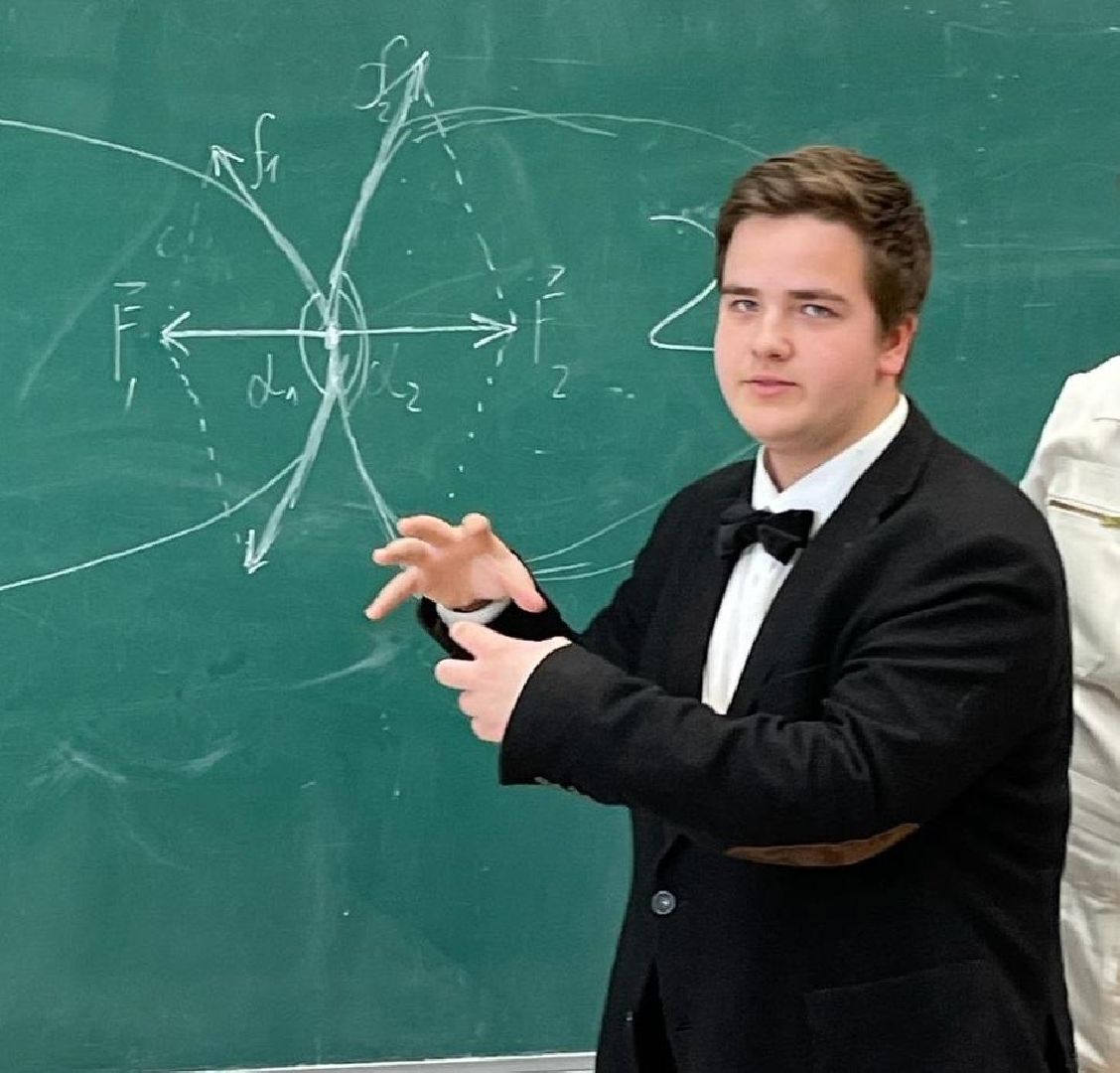 турнир по экспериментальной физике, Людмила Подолян, Михаил Осин, борис аубакиров, ИАЛТ МФТИ, Центр детского творчества, ЦДТ, Передовая инженерная школа,