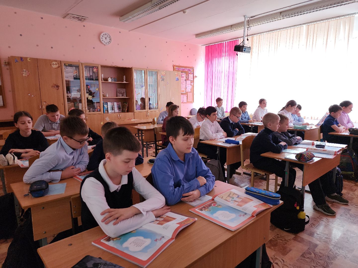 серпухов, подмосковье, вклад в будущее, грант, дети, школа 10, образование,