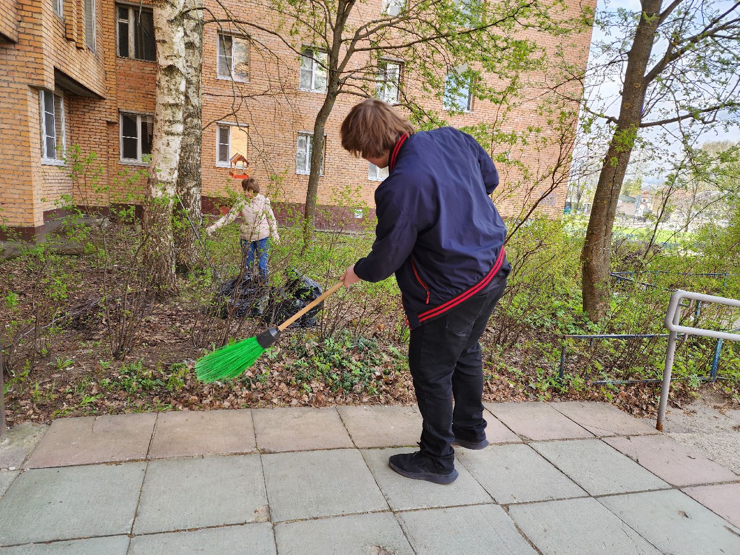 Дубна, библиотека семейного чтения, Субботник, Благоустройство, Уборка,