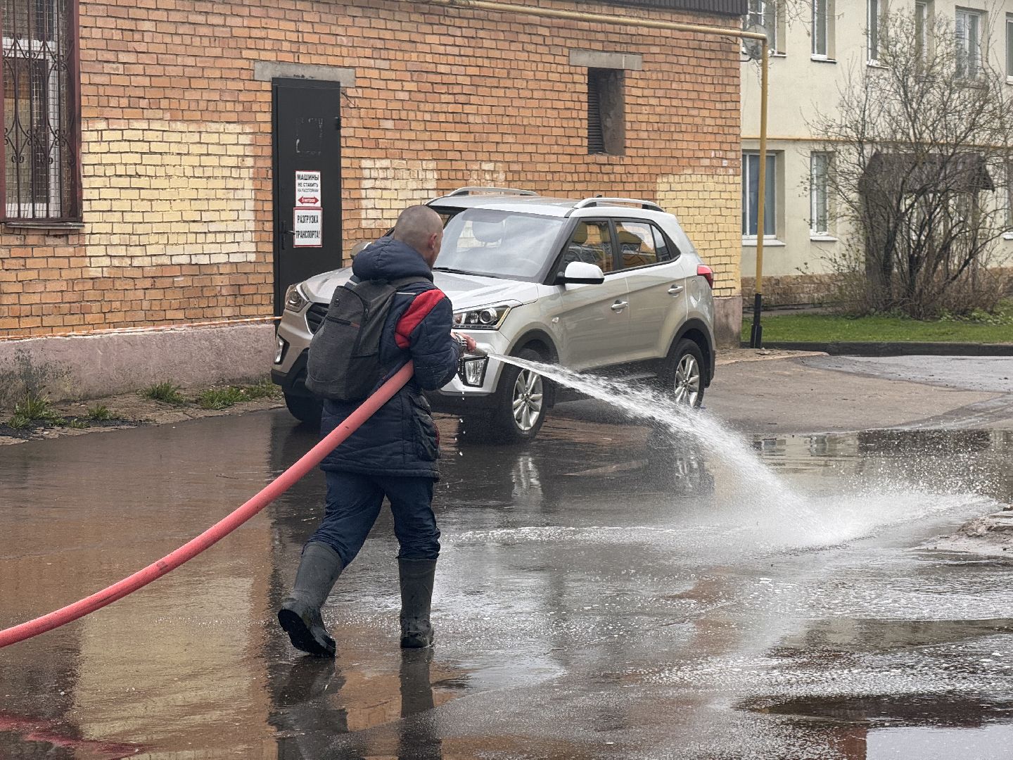 шаховская, коммунальная техника, уборка дворов,