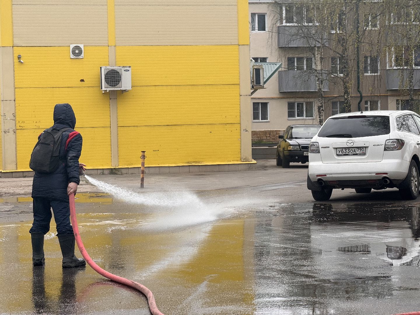 шаховская, коммунальная техника, уборка дворов,