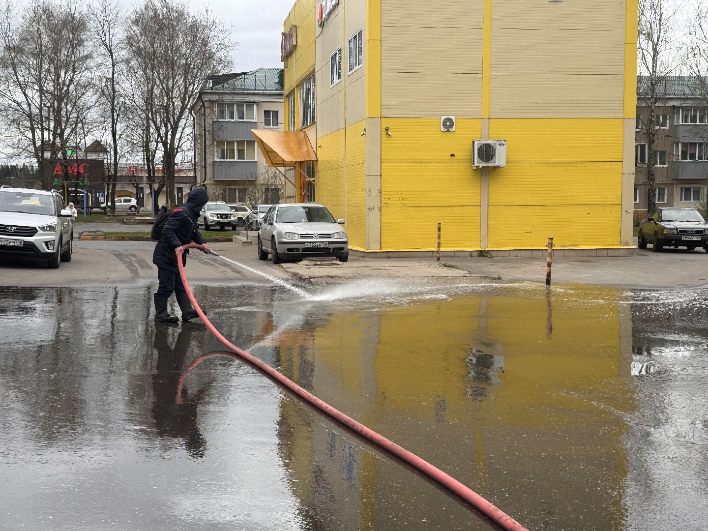 шаховская, коммунальная техника, уборка дворов,