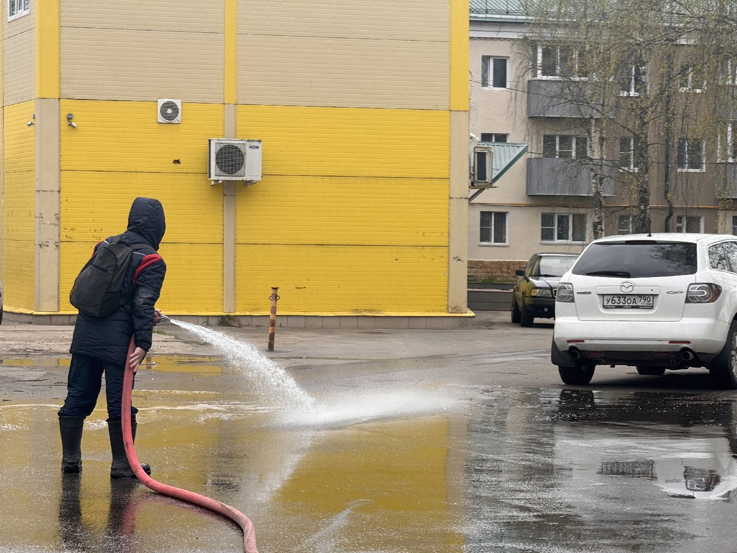 шаховская, коммунальная техника, уборка дворов,