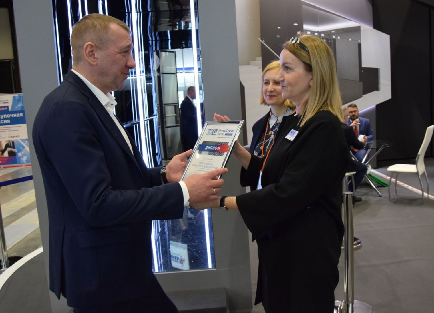 серпухов, слз, умный лифт, интерактивный лифт, инновации,