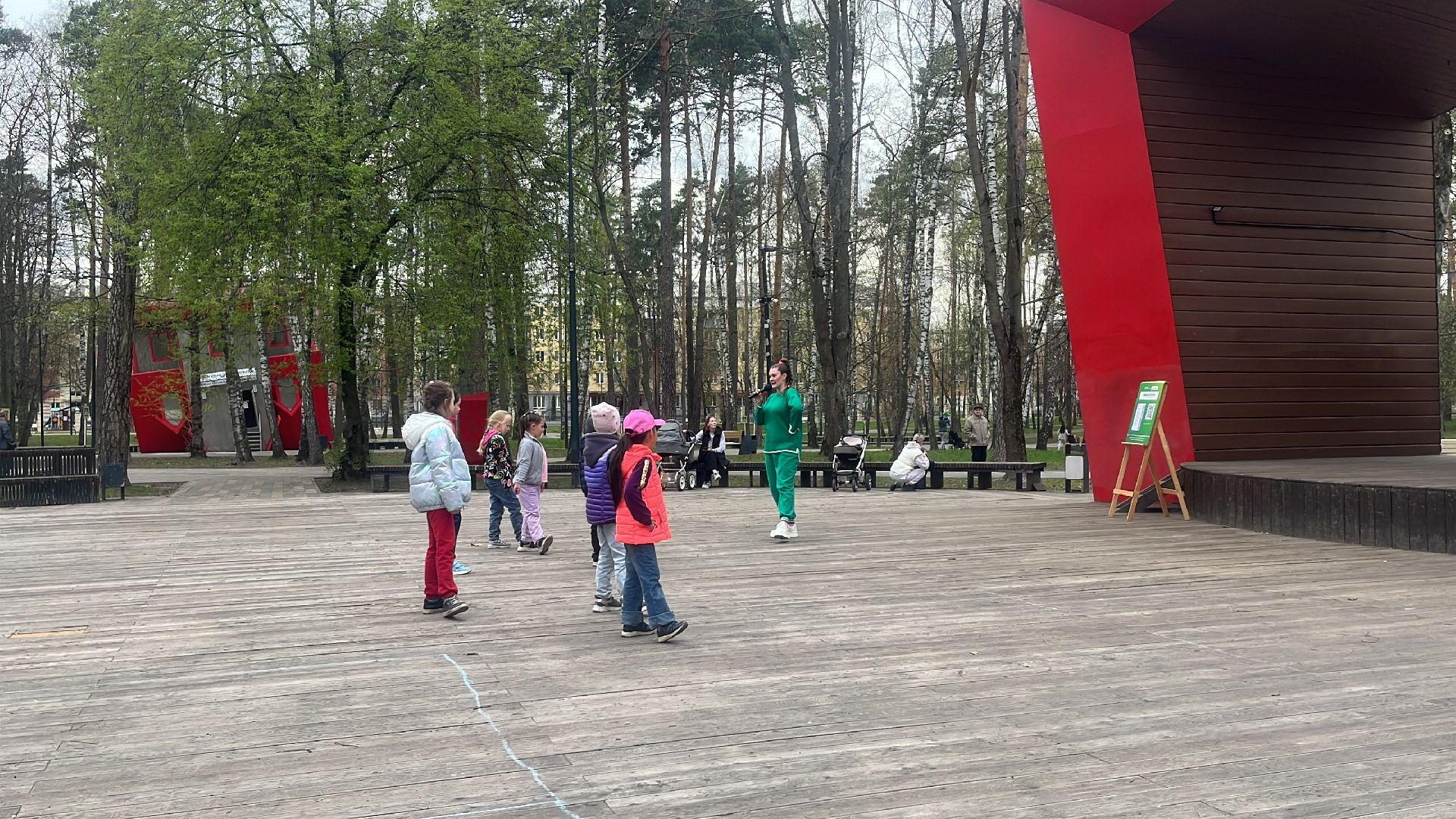 танцы, танцевальная разминка, дети, парк пехорка,