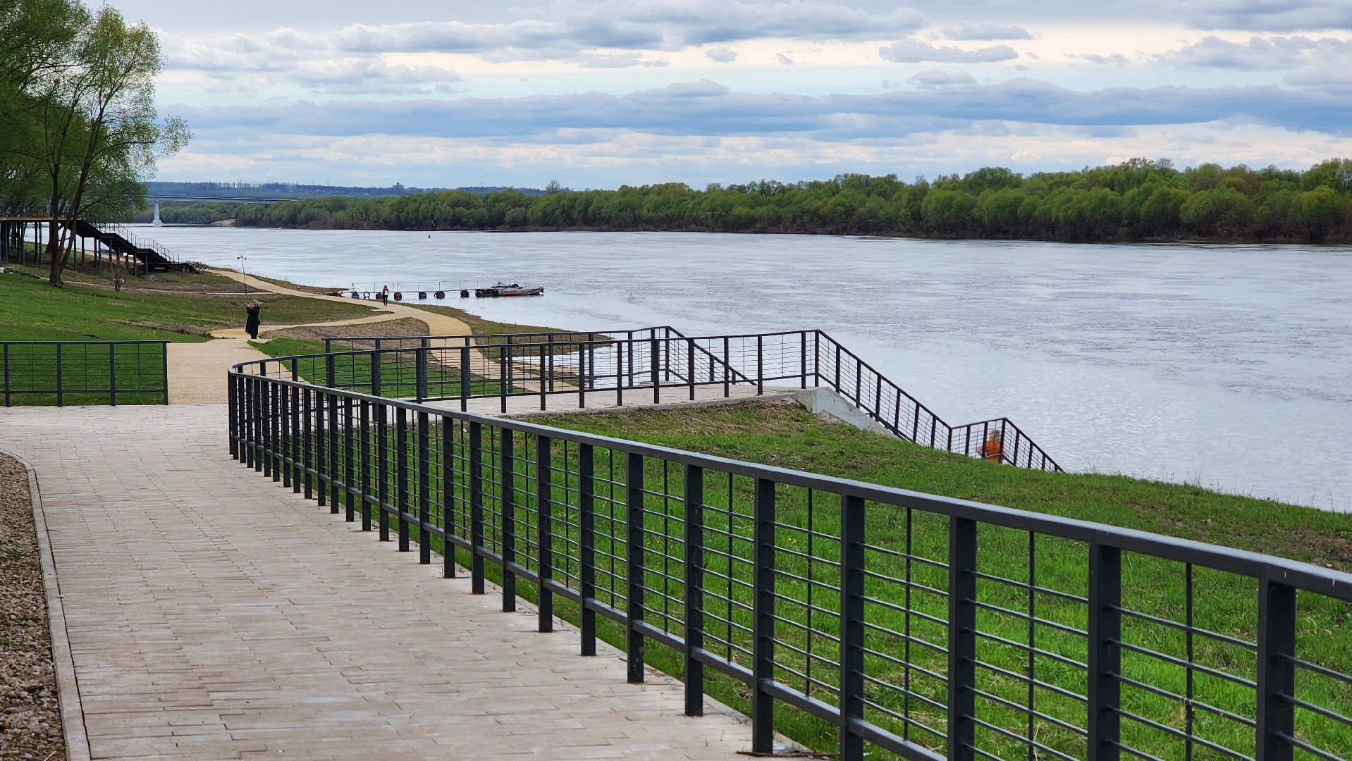 кашира, еддс, ока, паводок, водно-спасательная станция, набережная, уровень воды,