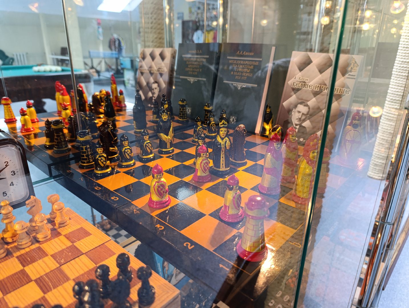 Бронницы, Коллекция шахмат, Частный коллекционер, Игра с Карповым,