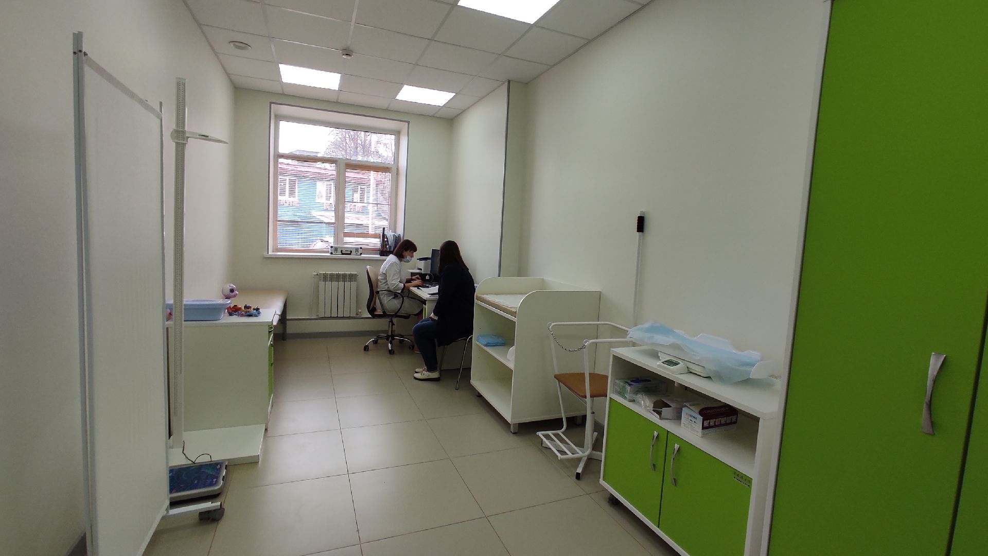 Лобня, экономика, операции